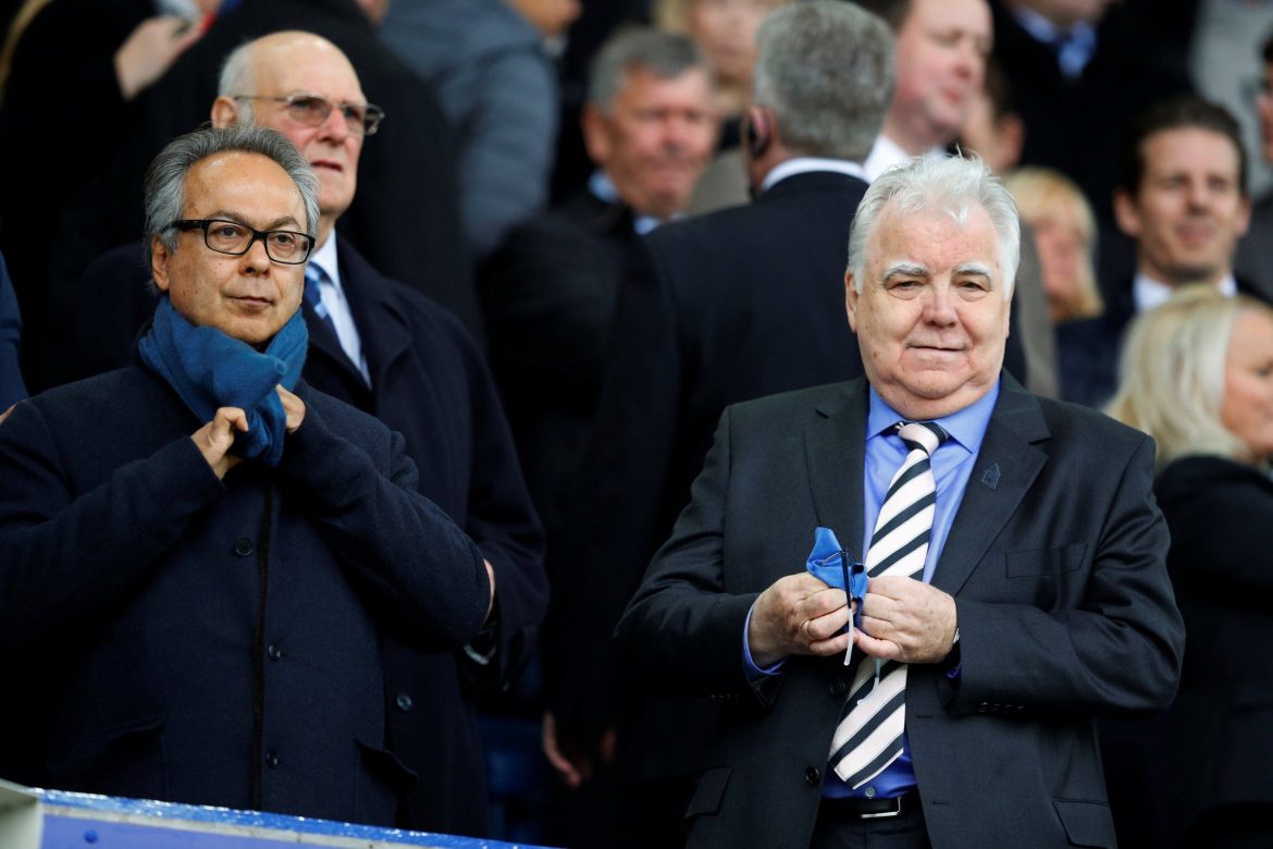 Ex-Everton man pleads for Ferguson to be given job - exclusive